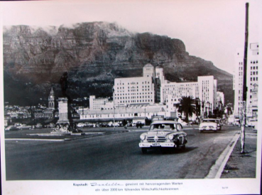 Borgward Isabella at Economic-Race Cape Town 1956 Factoryphoto (10412)